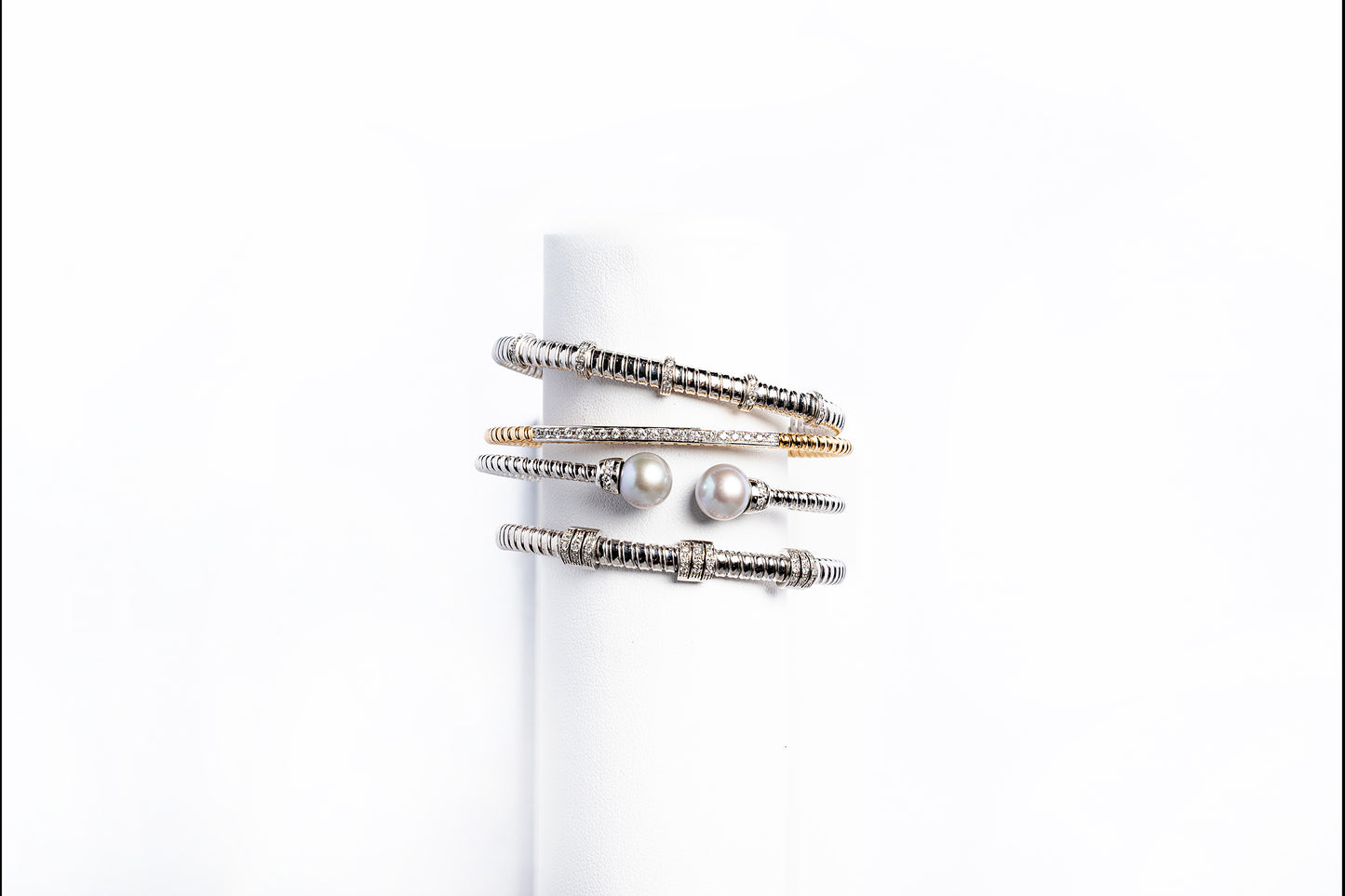 Tubogas Row Diamond Bracelet
